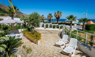 VILLA BLUOLTREMARE > 50 mt Spiaggia Playa