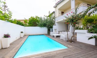 Appartamento in villa con piscina privata a 100 mt dalla Spiaggia plaja